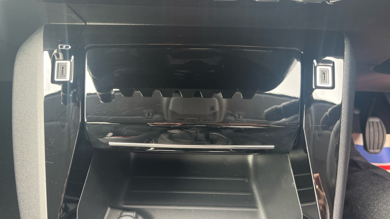 Peugeot 208 1.2 PureTech 100 Allure 5dr Petrol Hatchback